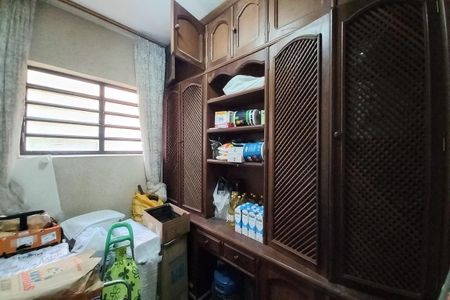 Casa à venda com 600m², 9 quartos e 4 vagas Casa à venda com 600m², 9 quartos e 4 vagasEscritório