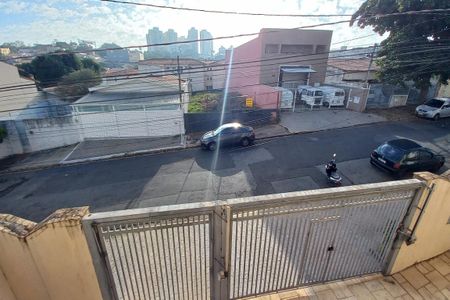 Casa à venda com 600m², 9 quartos e 4 vagas Casa à venda com 600m², 9 quartos e 4 vagasVista Varanda da Suíte 1