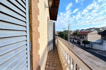 Casa à venda com 600m², 9 quartos e 4 vagas Casa à venda com 600m², 9 quartos e 4 vagasVaranda do Quarto 1