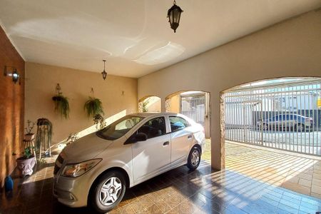 Casa à venda com 600m², 9 quartos e 4 vagas Casa à venda com 600m², 9 quartos e 4 vagasÁrea comum