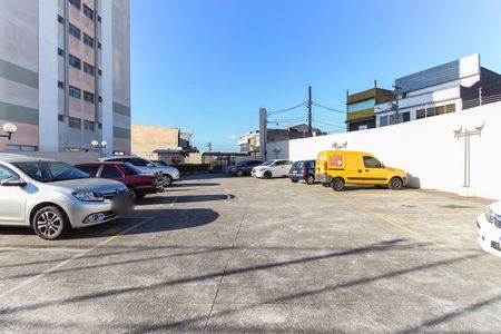 Apartamento à venda com 55m², 2 quartos e 1 vaga Apartamento à venda com 55m², 2 quartos e 1 vagaEstacionamento