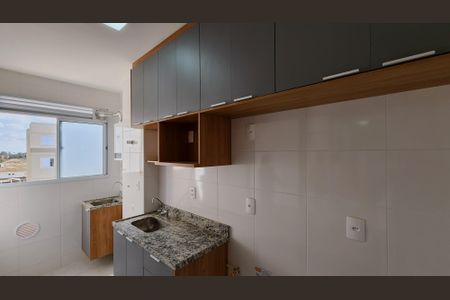 Apartamento à venda com 49m², 2 quartos e 1 vaga Apartamento à venda com 49m², 2 quartos e 1 vagaCozinha e Área de Serviço