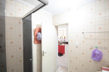 Casa à venda com 200m², 6 quartos e 1 vaga Casa à venda com 200m², 6 quartos e 1 vagaBanheiro casa 1