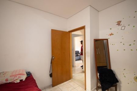 Casa à venda com 200m², 6 quartos e 1 vaga Casa à venda com 200m², 6 quartos e 1 vagaQuarto 2 casa 1