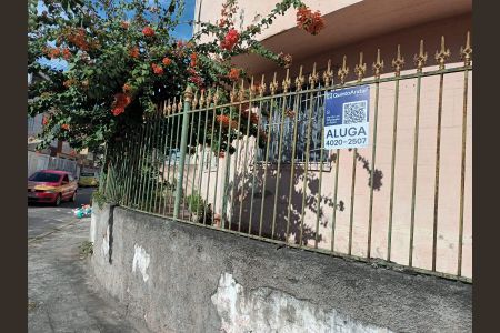 Apartamento para alugar com 72m², 2 quartos e sem vaga Apartamento para alugar com 72m², 2 quartos e sem vagaPlaca