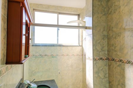 Apartamento para alugar com 72m², 2 quartos e sem vaga Apartamento para alugar com 72m², 2 quartos e sem vagaBanheiro