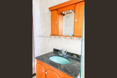 Apartamento para alugar com 72m², 2 quartos e sem vaga Apartamento para alugar com 72m², 2 quartos e sem vagaBanheiro