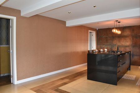 Casa para alugar com 540m², 4 quartos e 10 vagas Casa para alugar com 540m², 4 quartos e 10 vagasCozinha