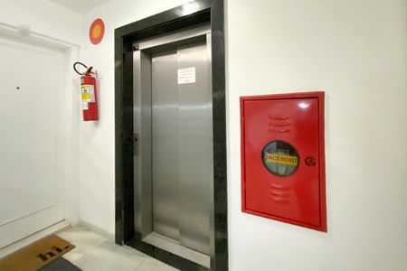 Apartamento à venda com 90m², 3 quartos e 1 vagaElevador