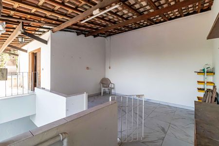 Casa à venda com 190m², 3 quartos e 2 vagasÁrea superior