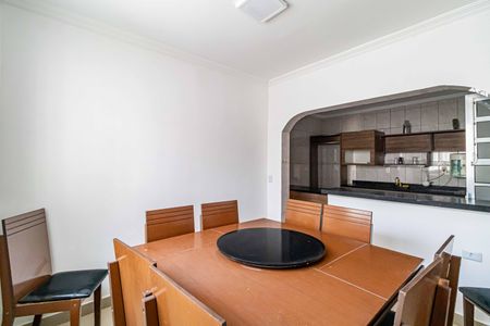 Casa à venda com 190m², 3 quartos e 2 vagasCopa