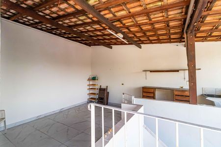 Casa à venda com 190m², 3 quartos e 2 vagasÁrea superior