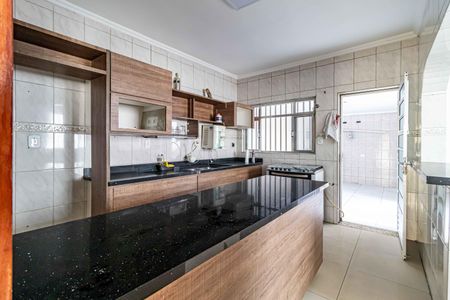 Casa à venda com 190m², 3 quartos e 2 vagasCozinha