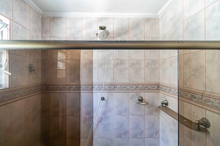 Casa à venda com 190m², 3 quartos e 2 vagasBanheiro de Serviço