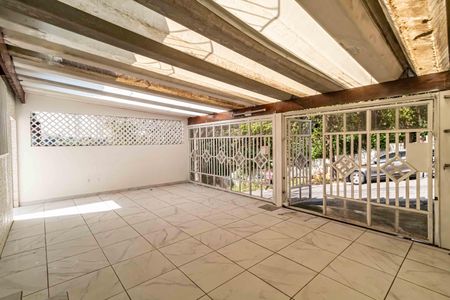 Casa à venda com 190m², 3 quartos e 2 vagasGaragem