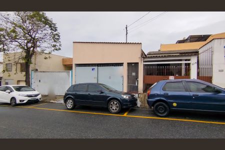 Casa à venda com 195m², 2 quartos e 5 vagasFachada