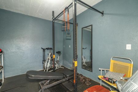 Casa à venda com 278m², 4 quartos e 4 vagasAcademia