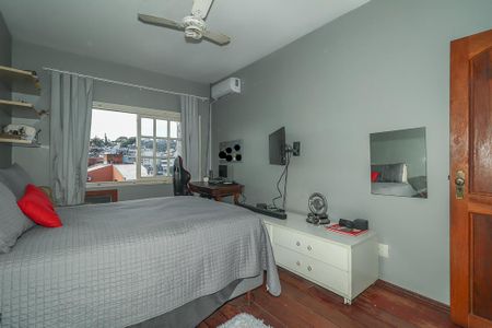 Casa à venda com 278m², 4 quartos e 4 vagasQuarto 1