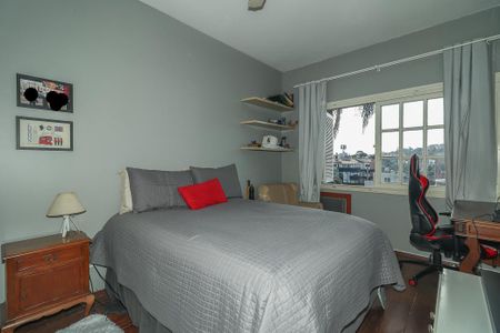 Casa à venda com 278m², 4 quartos e 4 vagasQuarto 1