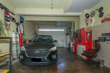 Casa à venda com 278m², 4 quartos e 4 vagasGaragem