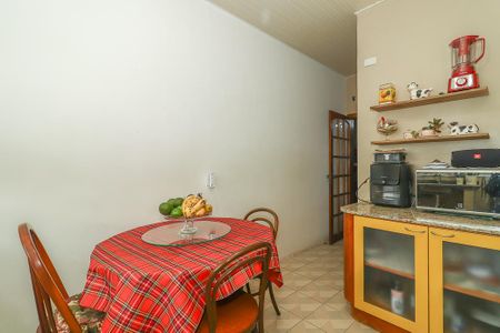 Casa à venda com 278m², 4 quartos e 4 vagasCozinha