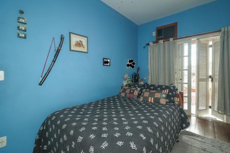 Casa à venda com 278m², 4 quartos e 4 vagasQuarto 2