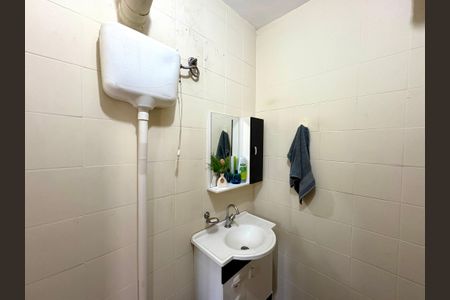 Casa à venda com 184m², 3 quartos e 2 vagasBanheiro Externo