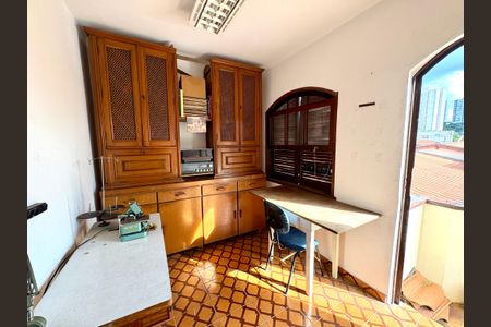 Casa à venda com 184m², 3 quartos e 2 vagasQuarto - edícula
