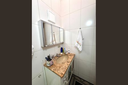 Casa à venda com 184m², 3 quartos e 2 vagasBanheiro da Suíte