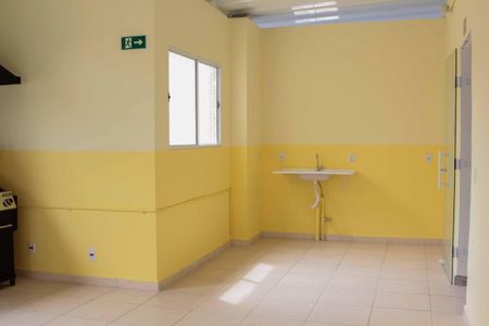 Apartamento para alugar com 37m², 2 quartos e 1 vaga Apartamento para alugar com 37m², 2 quartos e 1 vagaÁrea comum - Salão de festas
