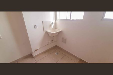 Apartamento para alugar com 37m², 2 quartos e 1 vaga Apartamento para alugar com 37m², 2 quartos e 1 vagaÁrea de Serviço