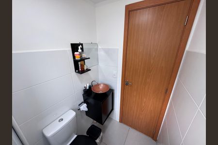 Apartamento à venda com 42m², 2 quartos e 1 vaga Apartamento à venda com 42m², 2 quartos e 1 vagaBanheiro