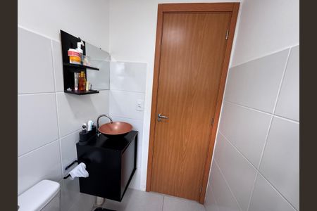 Apartamento à venda com 42m², 2 quartos e 1 vaga Apartamento à venda com 42m², 2 quartos e 1 vagaBanheiro