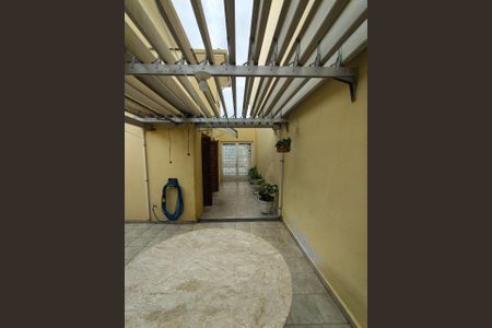 Casa à venda com 180m², 2 quartos e 4 vagasFoto 05