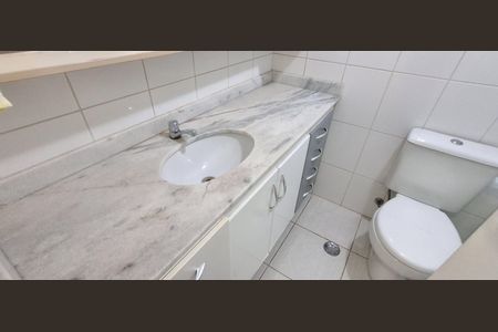 Apartamento à venda com 85m², 3 quartos e 1 vagaBanheiro Social