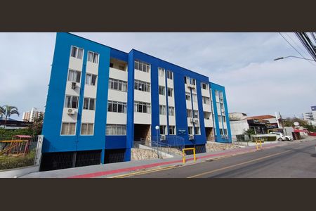 Apartamento para alugar com 59m², 2 quartos e 2 vagasFachado do condomínio