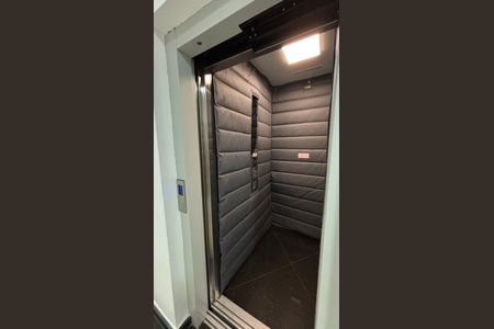 Apartamento à venda com 59m², 2 quartos e 2 vagasElevador