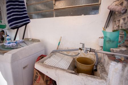 Casa à venda com 320m², 2 quartos e 2 vagas Casa à venda com 320m², 2 quartos e 2 vagasÁrea de Serviço