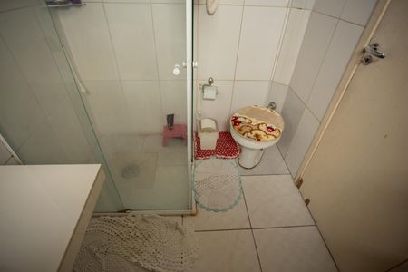 Casa à venda com 320m², 2 quartos e 2 vagas Casa à venda com 320m², 2 quartos e 2 vagasBanheiro