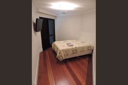 Casa de condomínio à venda com 798m², 4 quartos e 5 vagas