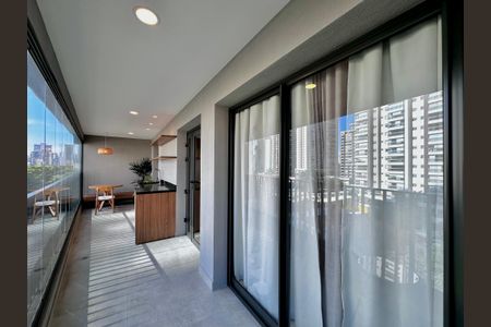 Apartamento à venda com 53m², 1 quarto e sem vaga Apartamento à venda com 53m², 1 quarto e sem vagaVaranda