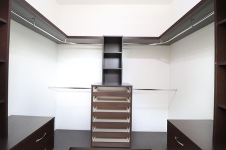 Casa para alugar com 420m², 4 quartos e 4 vagas Closet Suíte 1