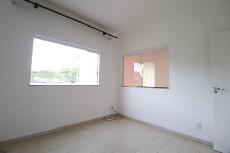 Casa para alugar com 420m², 4 quartos e 4 vagasEscritório