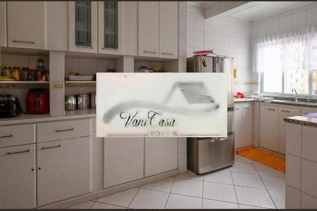 Casa à venda com 320m², 4 quartos e 4 vagas