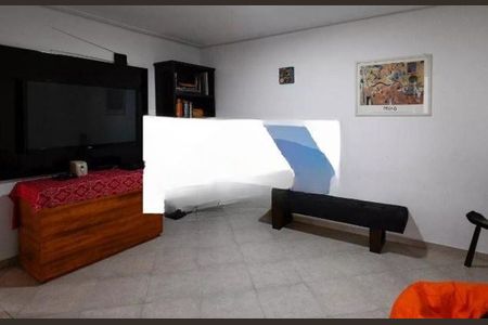 Casa à venda com 4 quartos, 320m² em Vila Moinho Velho, São Paulo