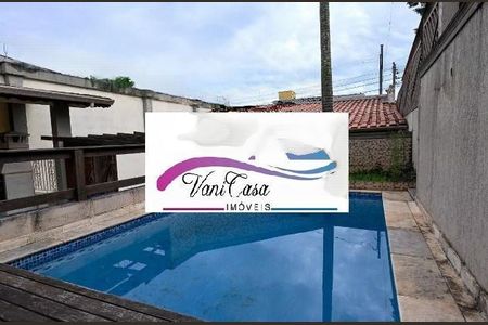 Casa à venda com 320m², 4 quartos e 4 vagas