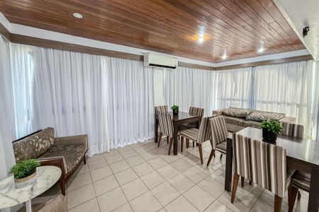 Apartamento à venda com 57m², 2 quartos e 1 vagaÁrea comum - Salão de festas