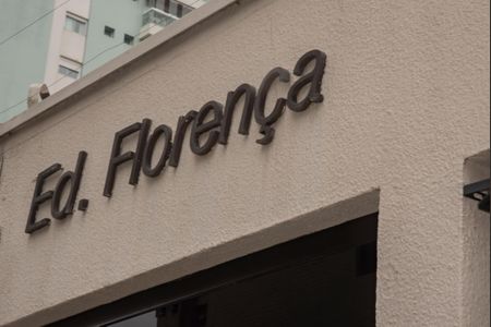 Apartamento para alugar com 130m², 3 quartos e 3 vagas Apartamento para alugar com 130m², 3 quartos e 3 vagasFrente