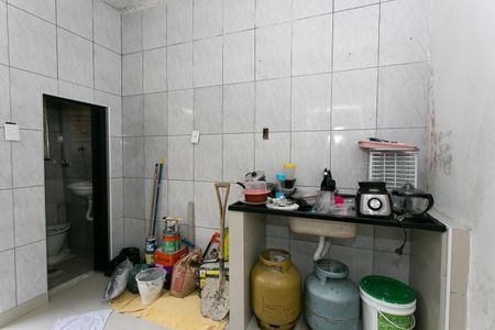 Casa à venda com 125m², 2 quartos e sem vagaEdícula - Cozinha