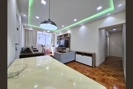 Apartamento à venda com 110m², 4 quartos e sem vagaSala